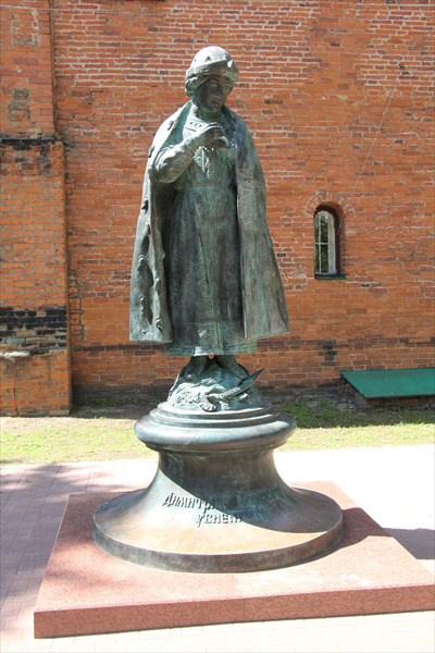 100-Памятник царевичу Димитрию